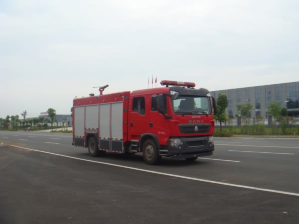 國五重汽T5G泡沫消防車(5噸)