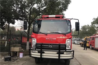 國五凱馬四驅森林消防車